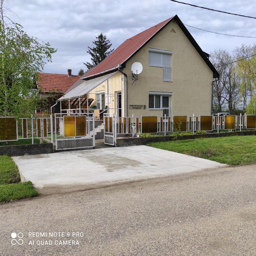 Apartman Garami Porta Mezőkövesd Екстериор снимка